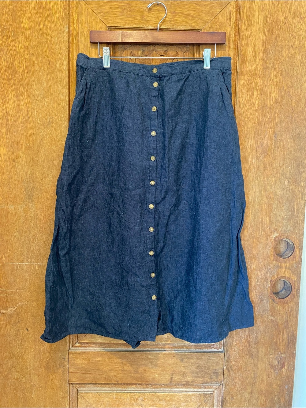 Garnet Hill linen midi skirt dark blue navy button front pockets 14